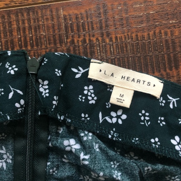 L.A Hearts Pacsun Floral Mini Skirt - Picture 4 of 5